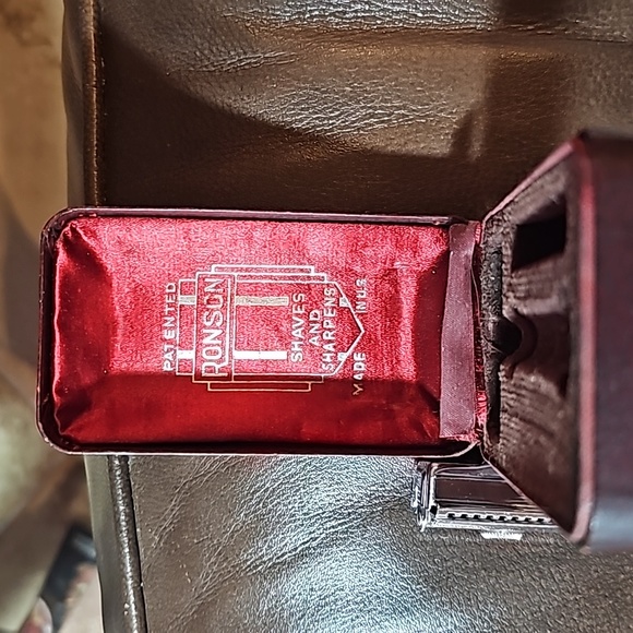 Ronson Razor in original case, Vintage - Picture 4 of 4